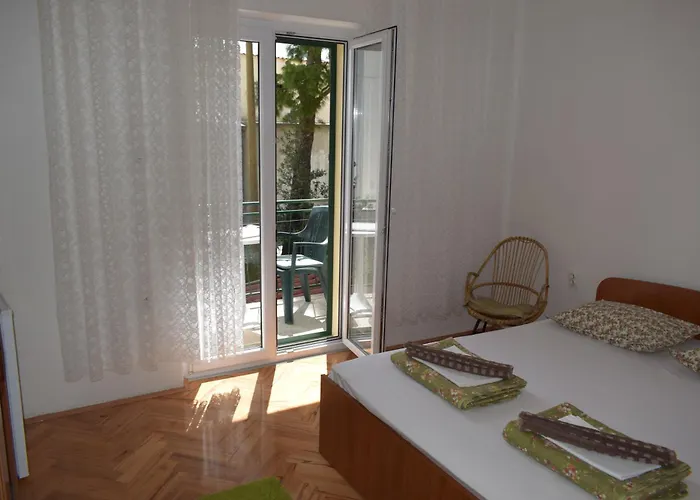 Apartment Antonella Makarska