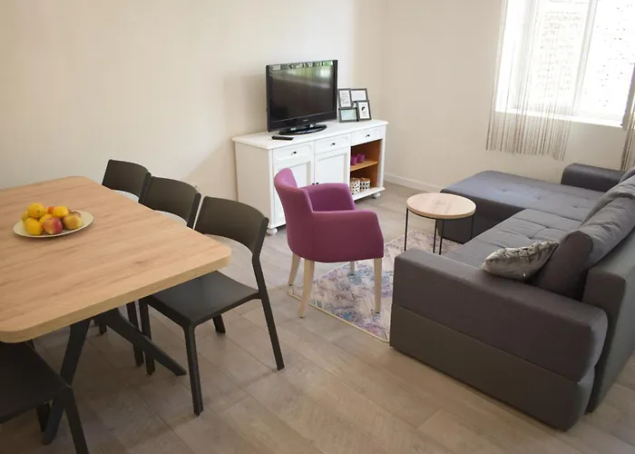 Апартаменти Antonella *