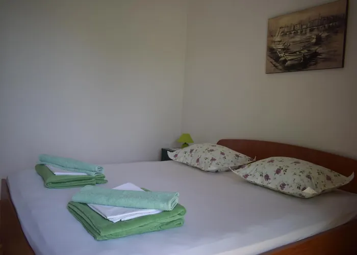 Apartment Antonella Makarska