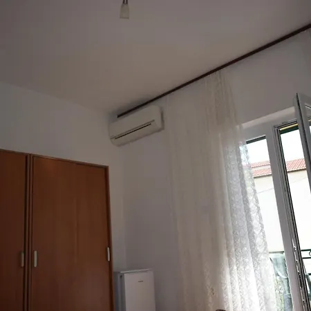 Apartment Antonella Makarska